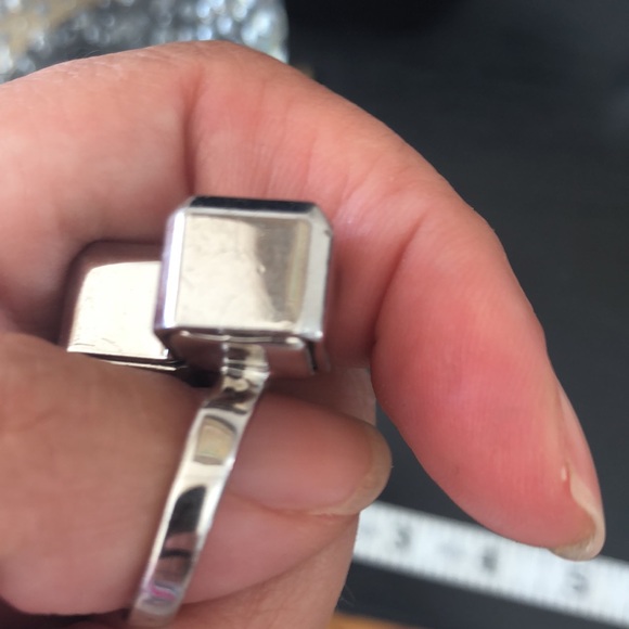 Marc Jacobs Ring - Picture 9 of 9